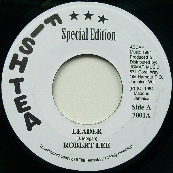 Robert Lee – Leader